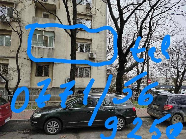 Garsonieră decomandată în Splaiul Unirii