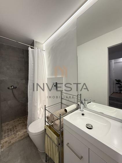 Apartament cu 2 camere semidecomandat, mobilat în Ultracentral