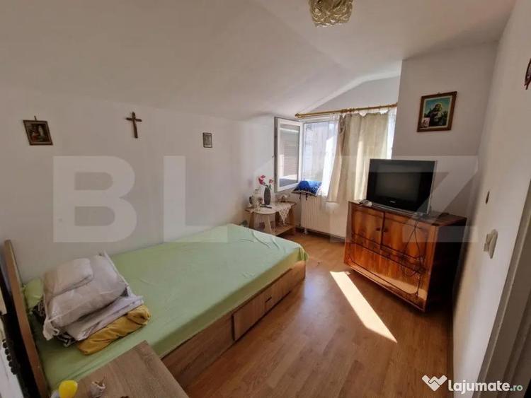 Casă cu 8 camere cu Teren 387 Mp în Central
