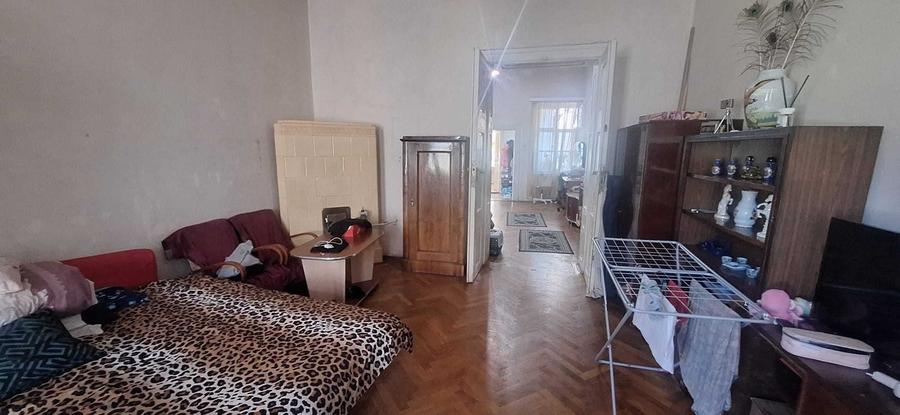 Apartament cu 2 camere semidecomandat în Exterior Vest