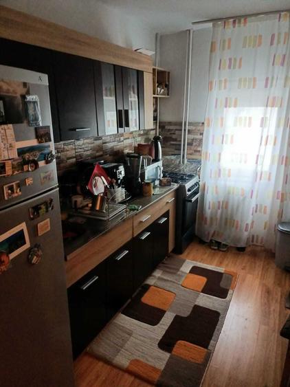 Apartament cu 2 camere semidecomandat în Micălaca