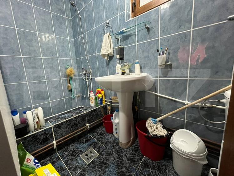 Casă individuală cu 3 camere cu Canalizare în Văcărești