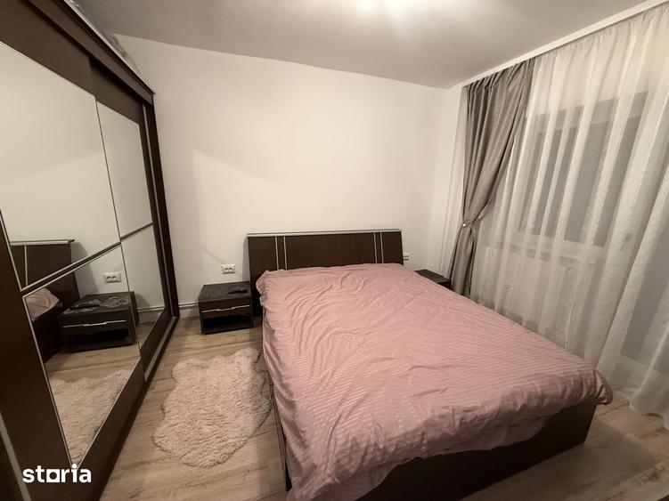 Apartament cu 3 camere în Calea București