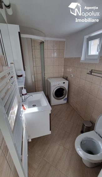 Casă individuală cu 3 camere cu Garaj în Gruia