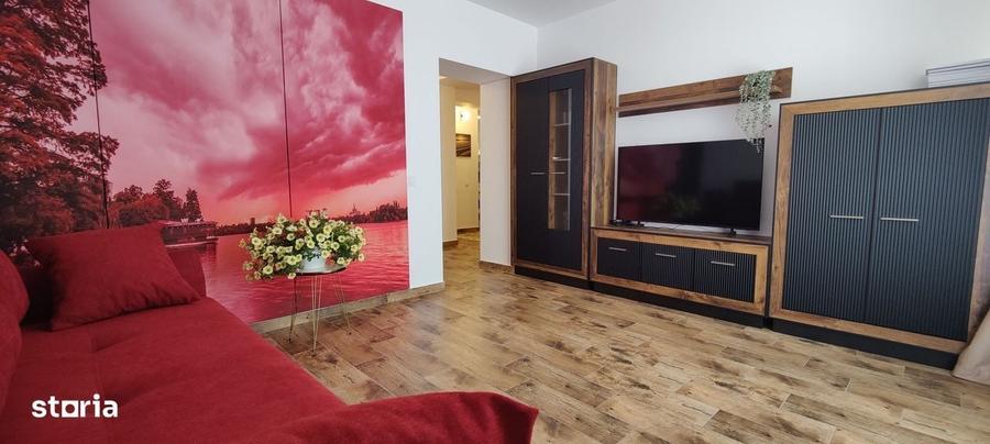 Apartament cu 2 camere decomandat în Central