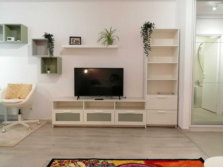 Garsonieră semidecomandată în Costi