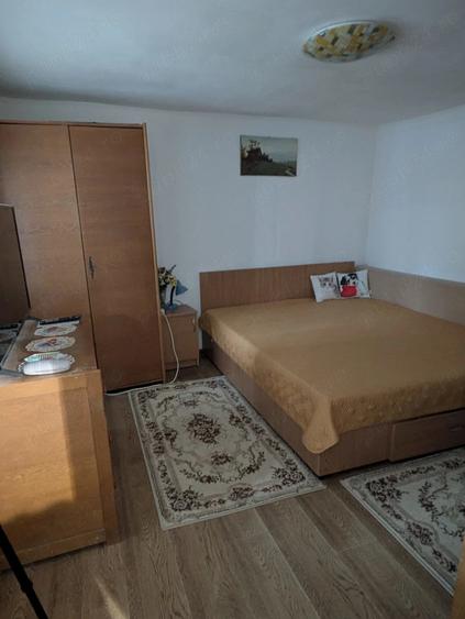 Casă cu 3 camere cu Teren 193 Mp în Mihai Bravu