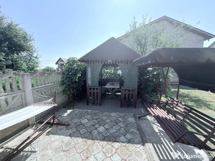 Casă cu 4 camere cu Teren 500 Mp în Central