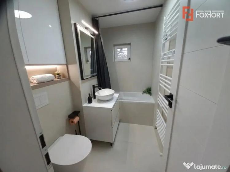 Apartament cu 4 camere decomandat în Central
