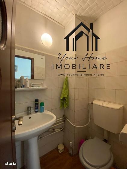 Apartament cu 3 camere decomandat în Rovine