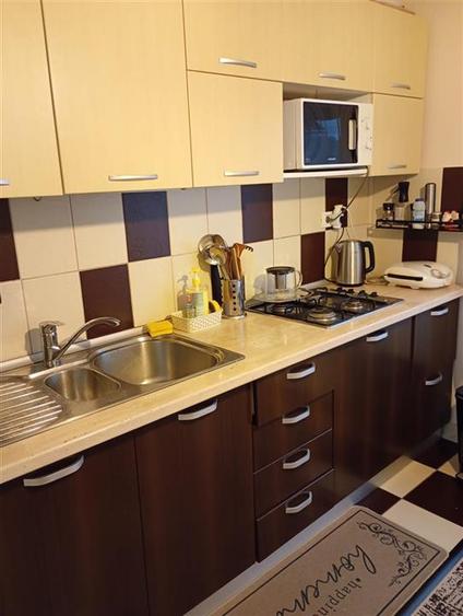 Casă cu 5 camere cu Teren 290 Mp în Oncea