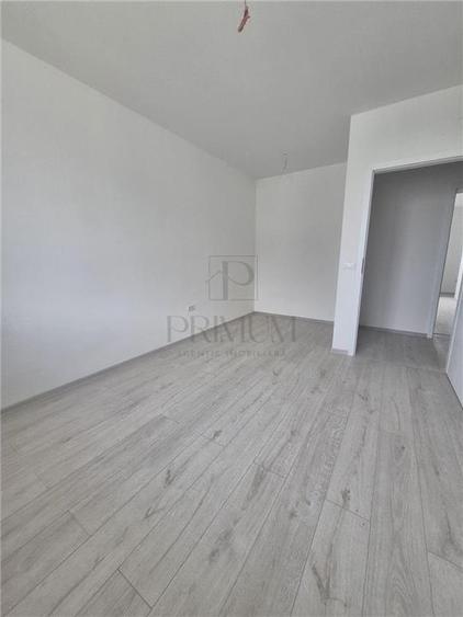 Casa insiruita - partea de margine - teren 90mp - toate utilitatile - zona excel - 16