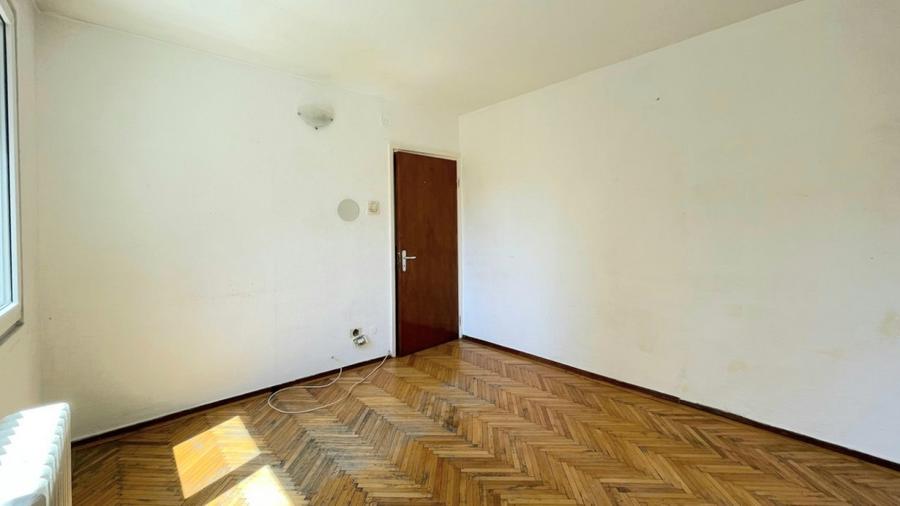 Apartament cu 3 camere decomandat în Nicolae Grigorescu