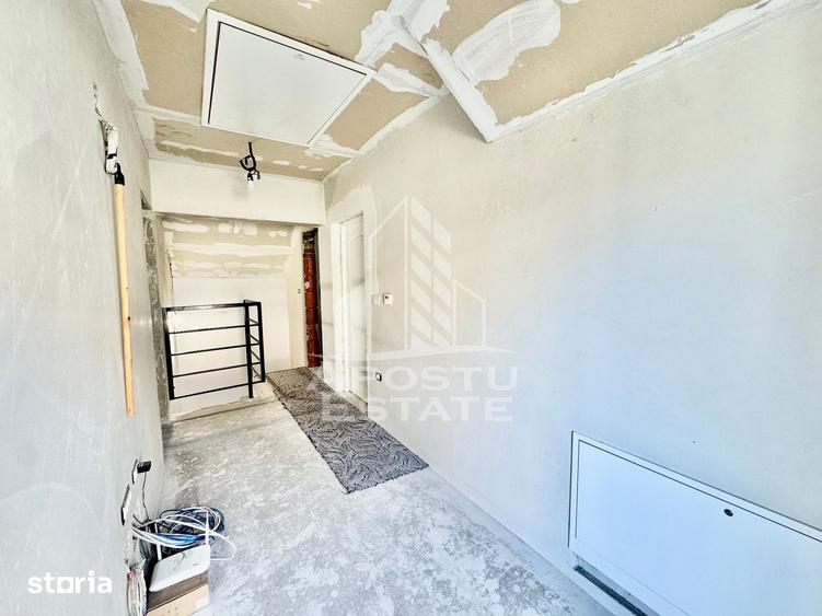 Casă cu 5 camere cu Teren 489 Mp în Central