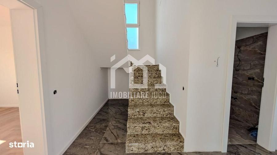 Casă cu 4 camere în Juc-Herghelie