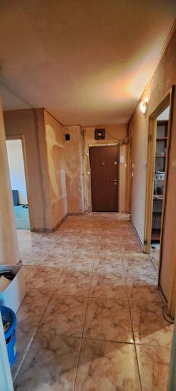 Apartament cu 4 camere decomandat în 1 Decembrie 1918