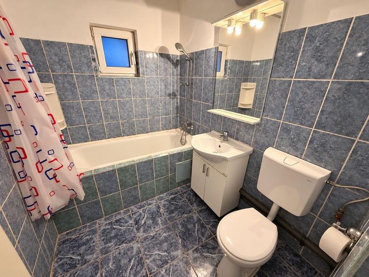 Apartament cu 4 camere decomandat în Lunca Cetățuii