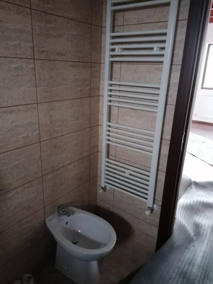 Casă cu 3 camere cu Teren 700 Mp în Central