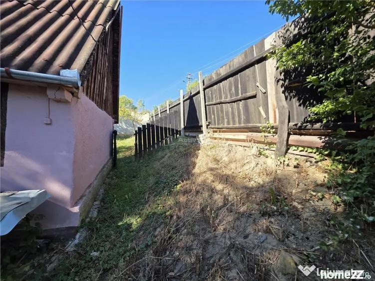 Casă cu 2 camere cu Teren 270 Mp în Săliște