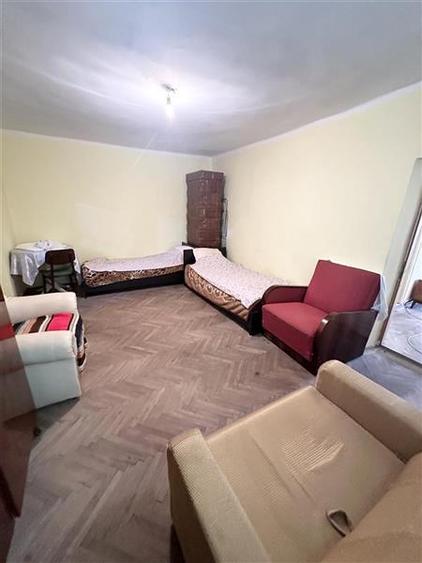 Casă individuală cu 4 camere cu Canalizare în Coiciu