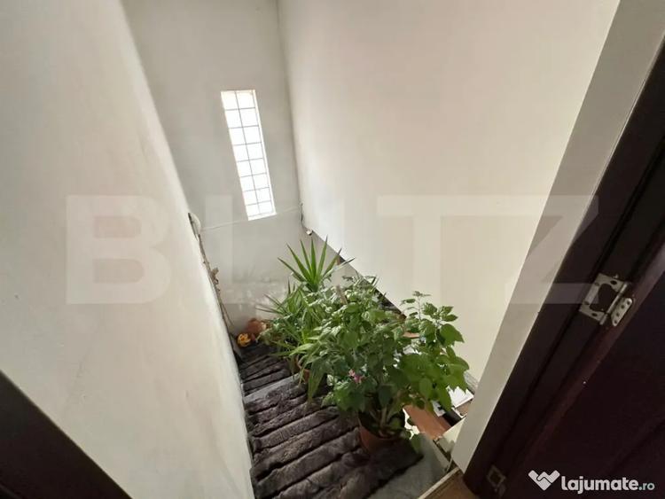 Casă cu 5 camere cu Teren 329 Mp în Bălcescu
