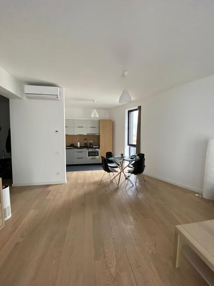 Apartament cu 3 camere semidecomandat, mobilat în Herăstrău