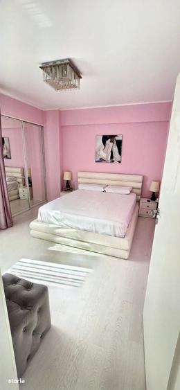 Apartament cu 4 camere în Sud