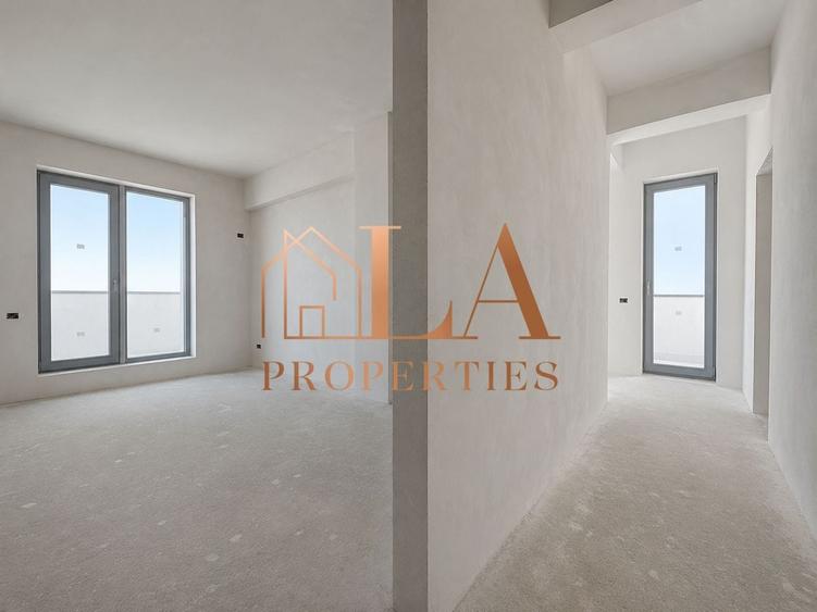 Penthouse cu 4 camere în Prelungirea Ghencea