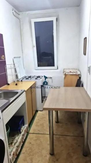 Garsonieră decomandată în Brâncoveanu