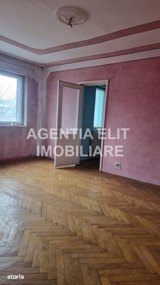 Apartament cu 2 camere semidecomandat în Est