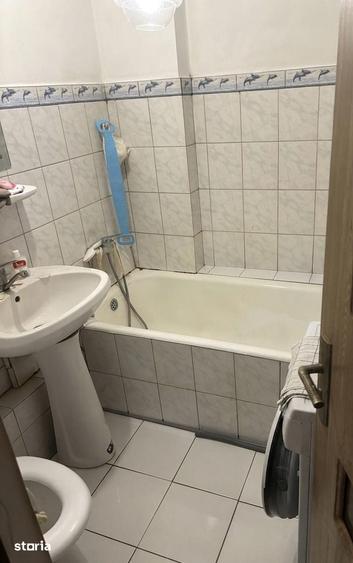 Apartament cu 3 camere în Vitan