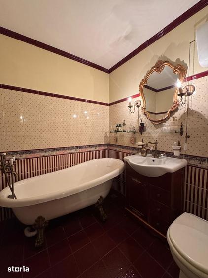 Apartament cu 3 camere decomandat în Unirii