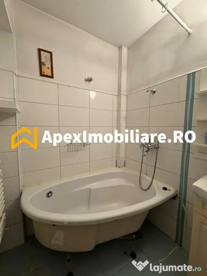 Apartament cu 2 camere semidecomandat în Străulești