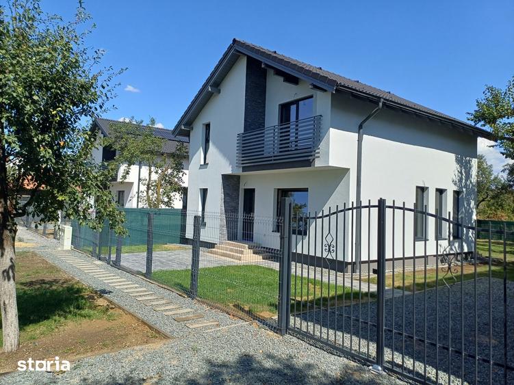 Casă cu 3 camere cu Teren 540 Mp în Central