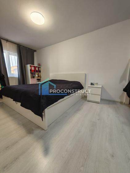 Apartament cu 4 camere decomandat, mobilat în Lipovei