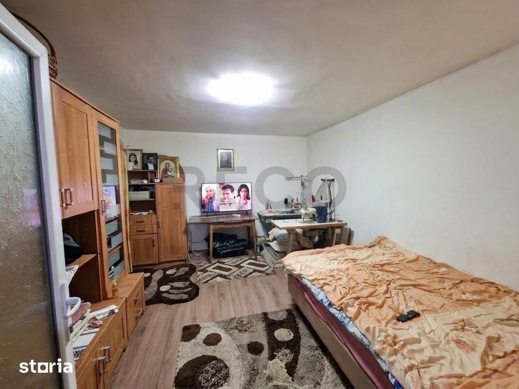 Casă cu 3 camere cu Teren 750 Mp în Gepiu