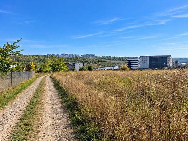 Teren Construcții intravilan de 483 mp, în Central