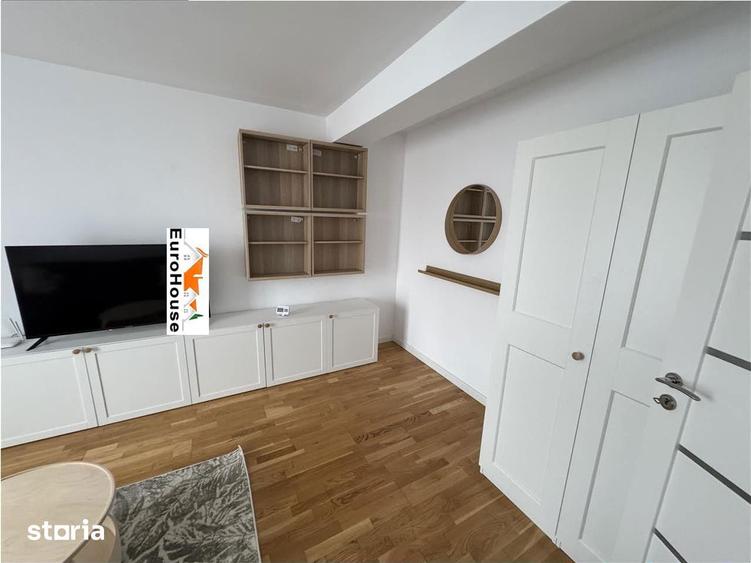 Apartament cu 2 camere decomandat în Cetate