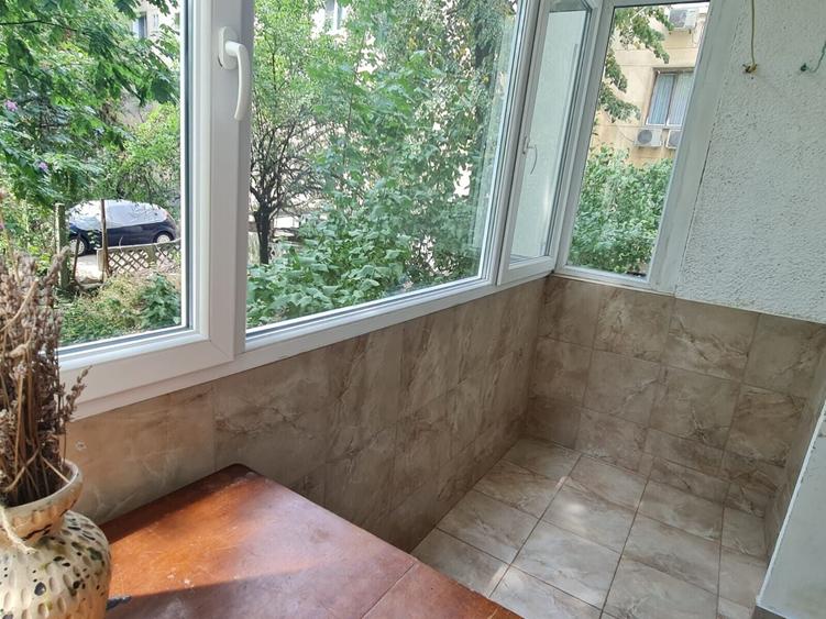 Apartament cu 2 camere decomandat, mobilat în Barbu Văcărescu