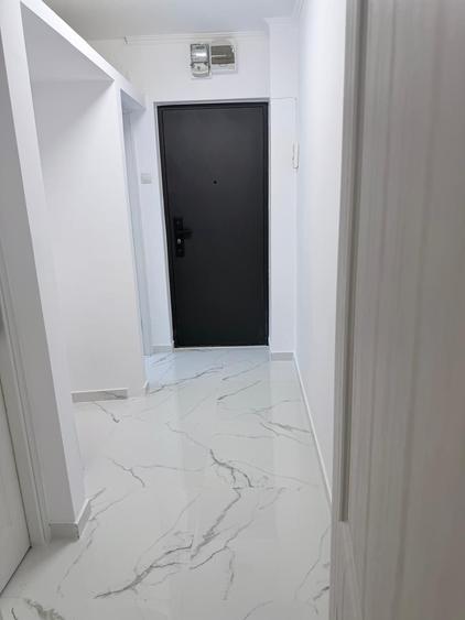 Apartament cu 2 camere semidecomandat în Exterior Vest