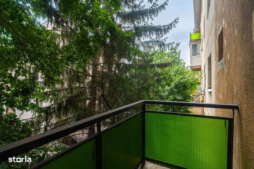Apartament cu 4 camere în Boul Roșu