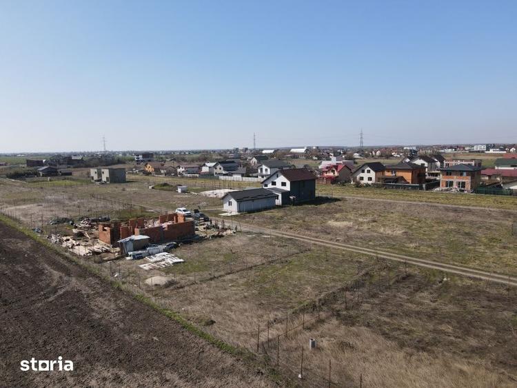 Teren de 376 mp, în Vidra