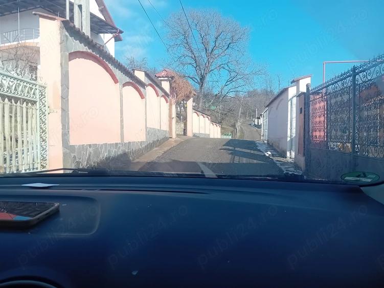 Teren de 1052 mp, în Central