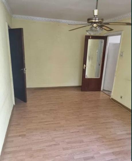 Apartament cu 3 camere decomandat în Liviu Rebreanu