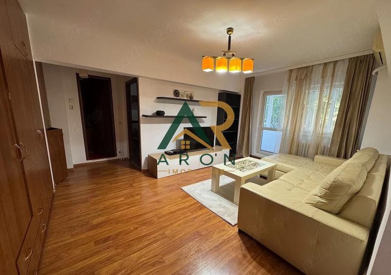 Apartament cu 3 camere semidecomandat, mobilat în Baba Novac