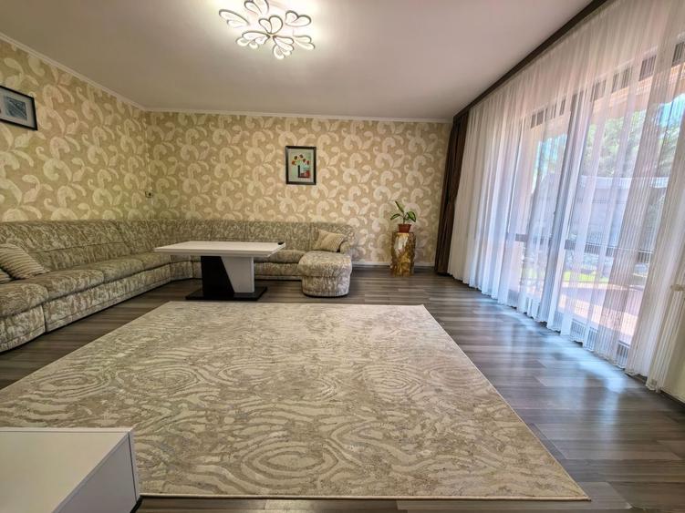 Duplex cu 3 camere cu Canalizare în Vișan