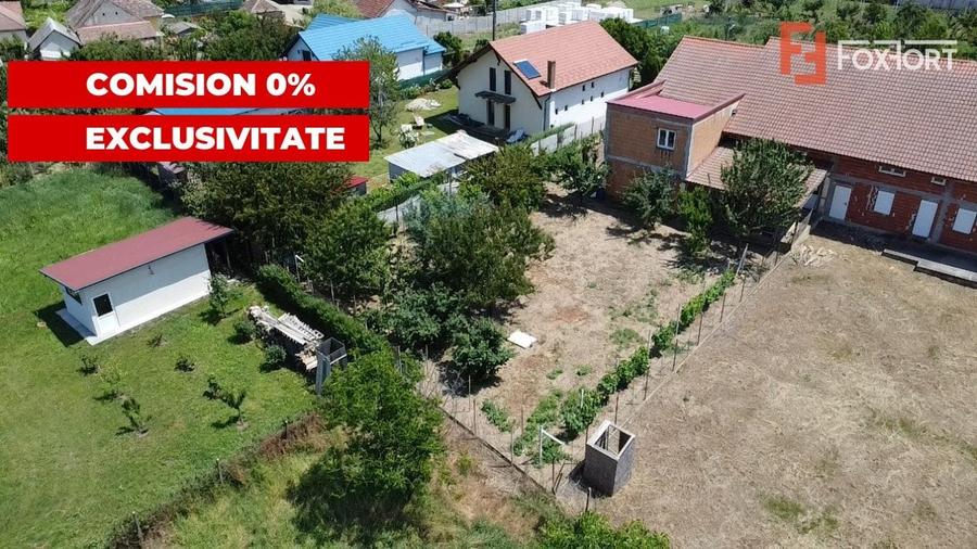 Duplex cu 6 camere cu Canalizare în Peciu Nou