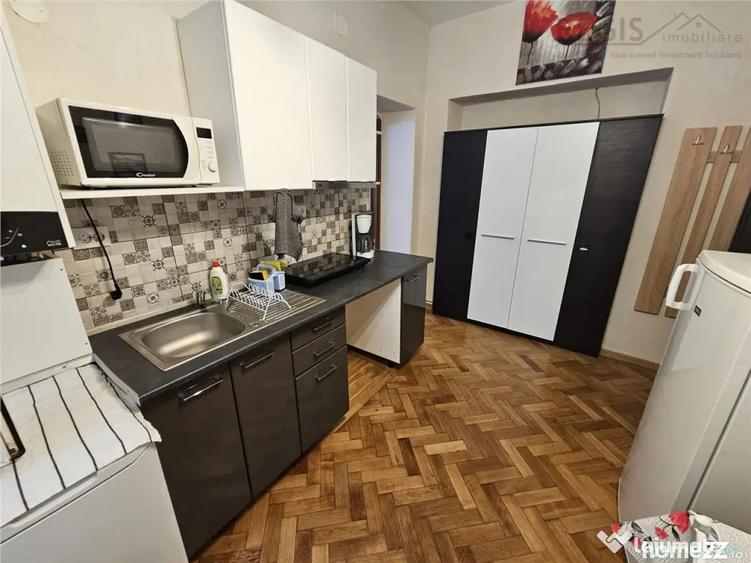 Investitie la cheie in zona centrala! 2 apartamente la casa, - 7