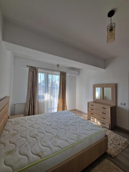 Apartament cu 2 camere decomandat în Păcii
