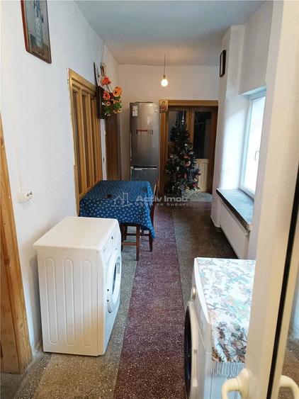 Casă cu 3 camere cu Teren 1642 Mp în Pojejena